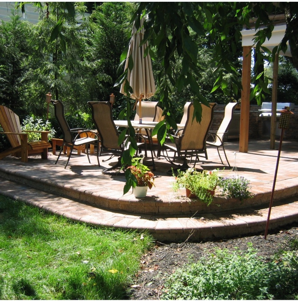 Custom patio installation in Newtown PA by Northampton Nursery